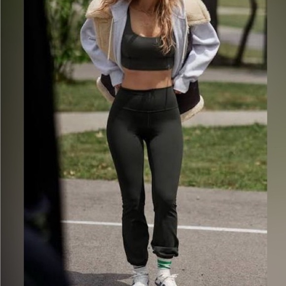 Aerie Black High-Waisted Leggings - Picture 2 of 7